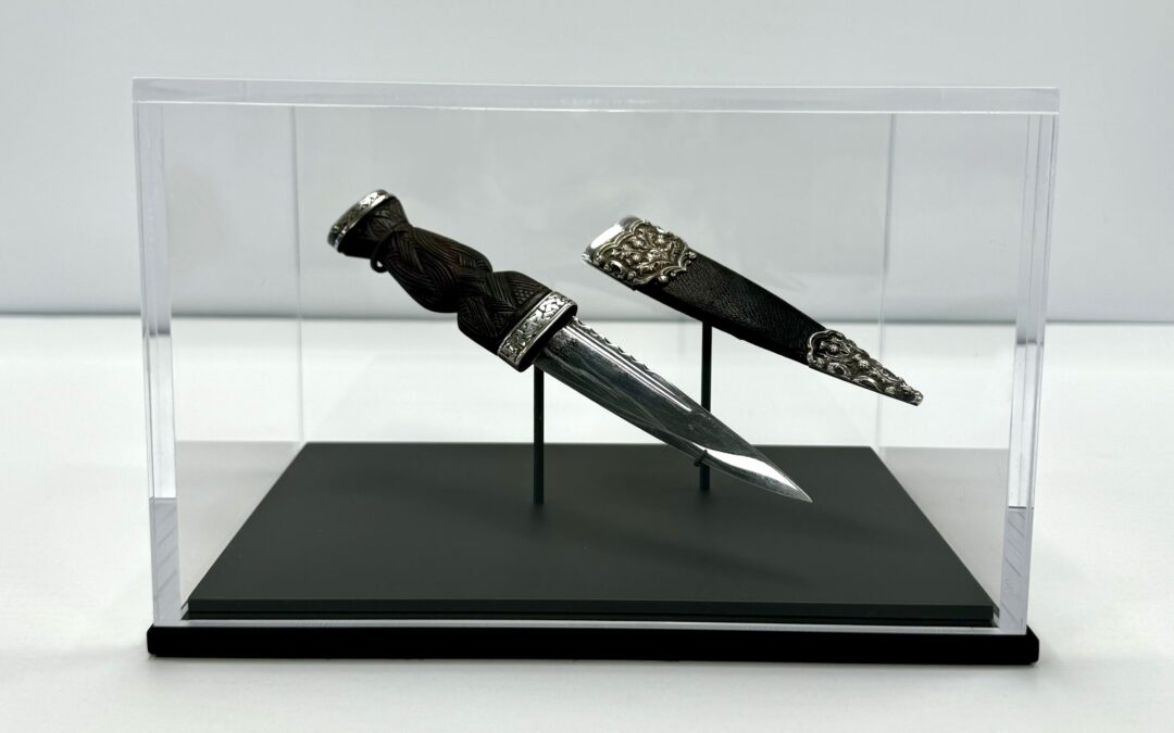 A Custom Display for an Heirloom Sgian-dubh